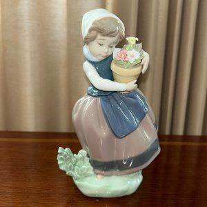Lladro Spring is Here figurine
